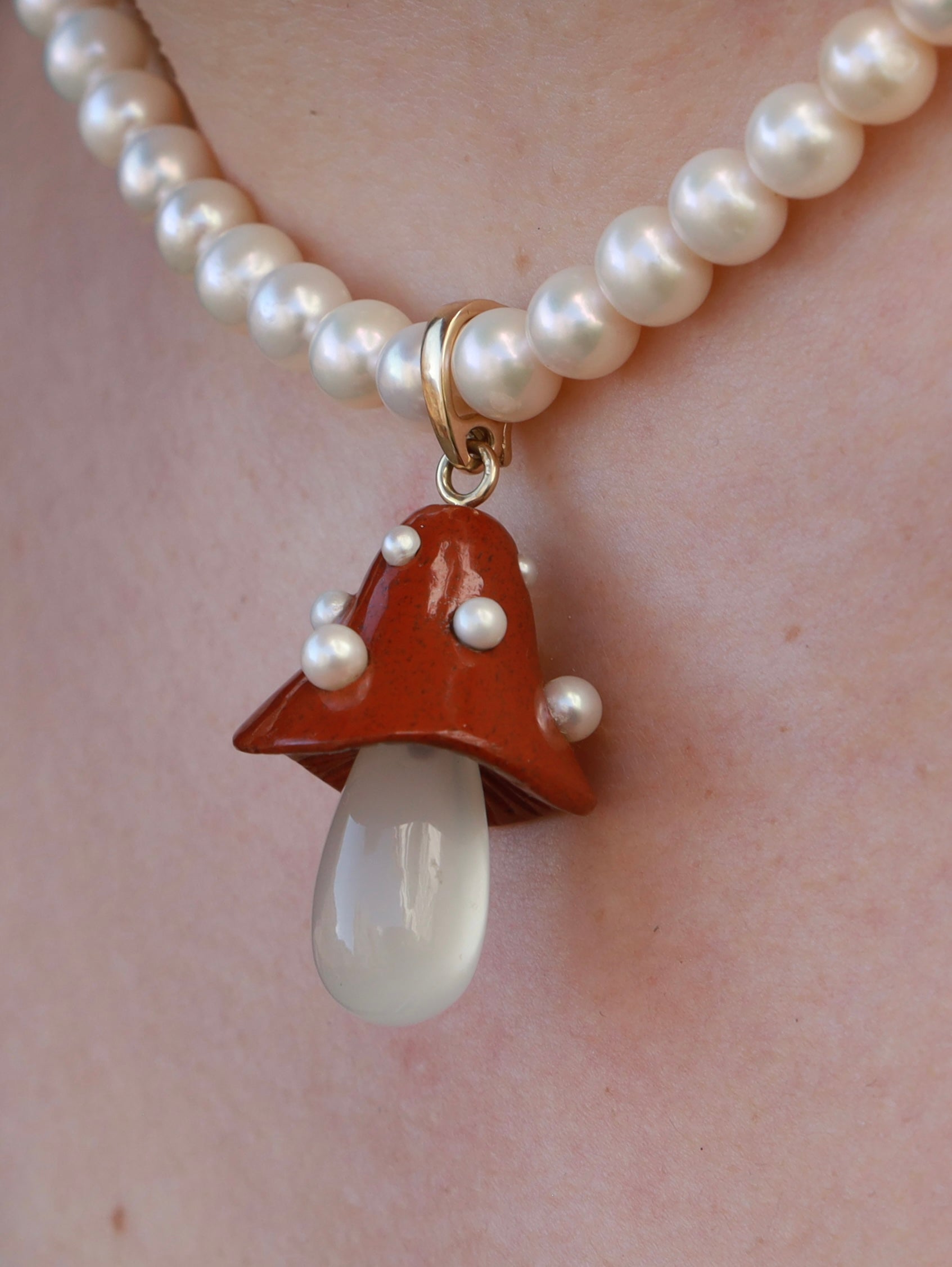 The Toadstool pendant