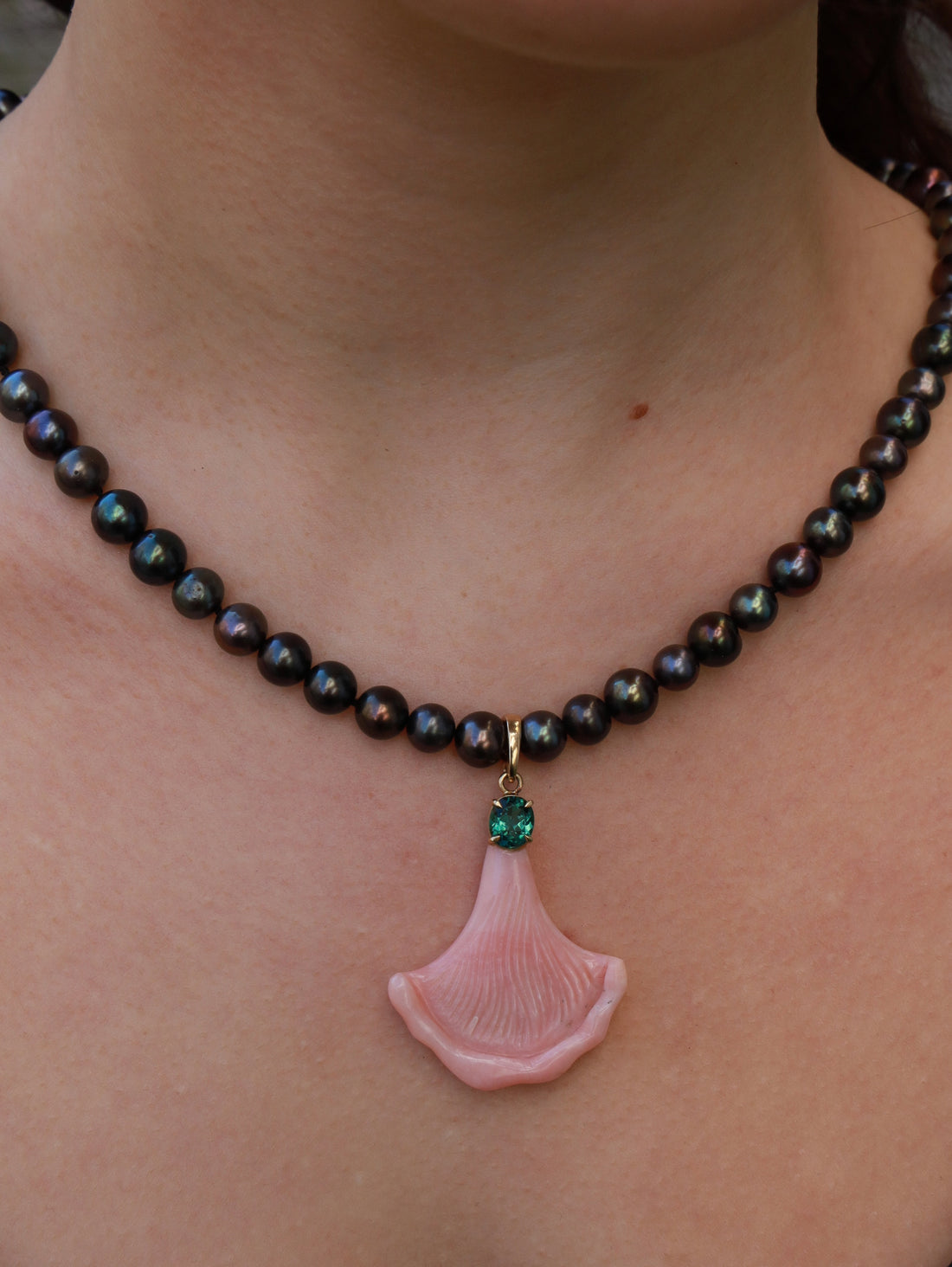 Pink Oyster (Libra)