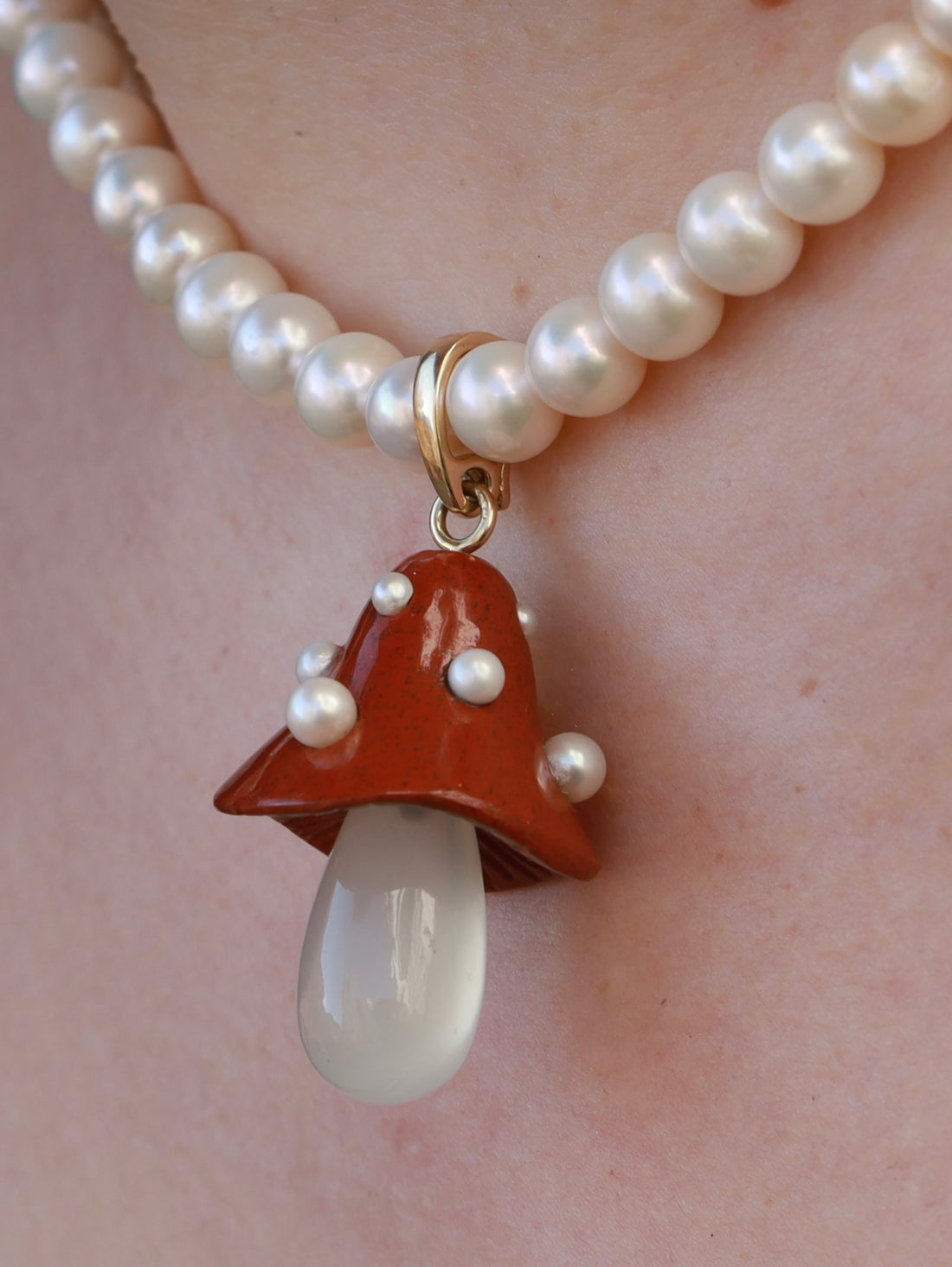 The Toadstool pendant