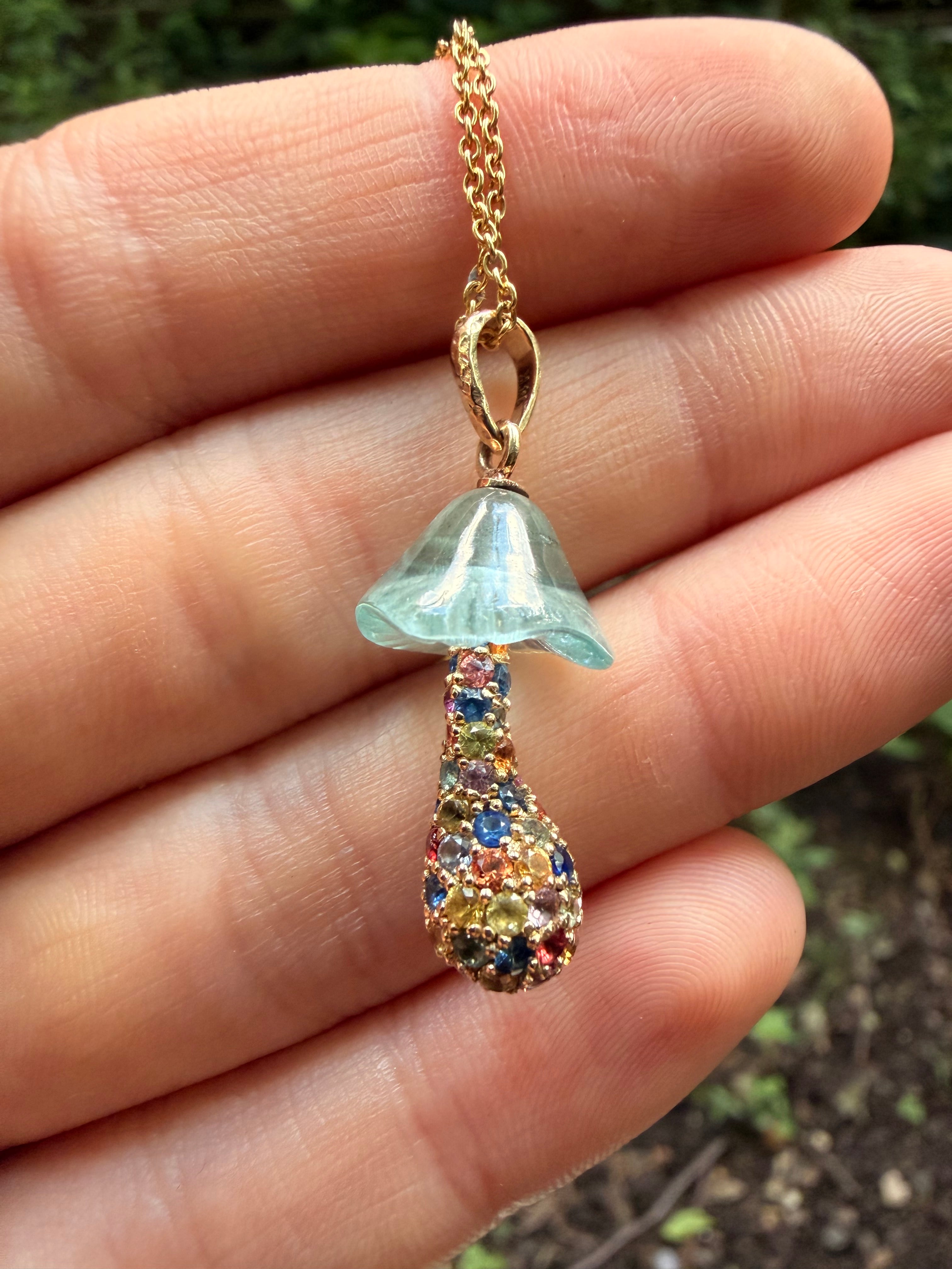 Aquamarine shroom