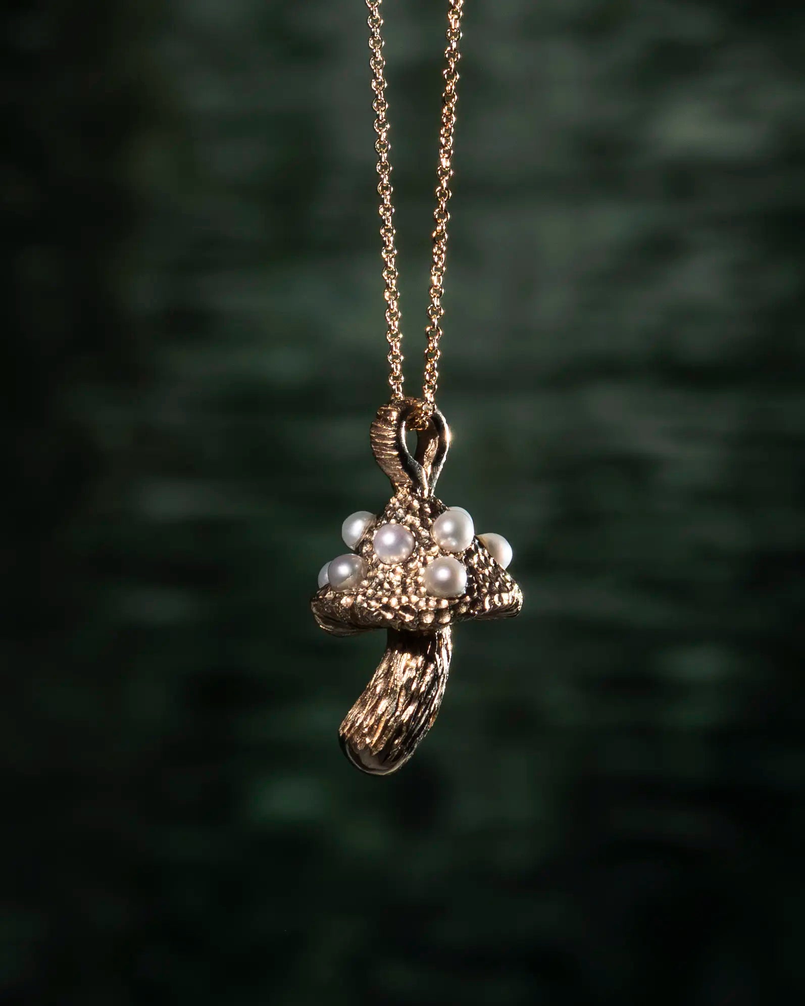 Mushroom Gold necklace featuring pearls in 14K gold